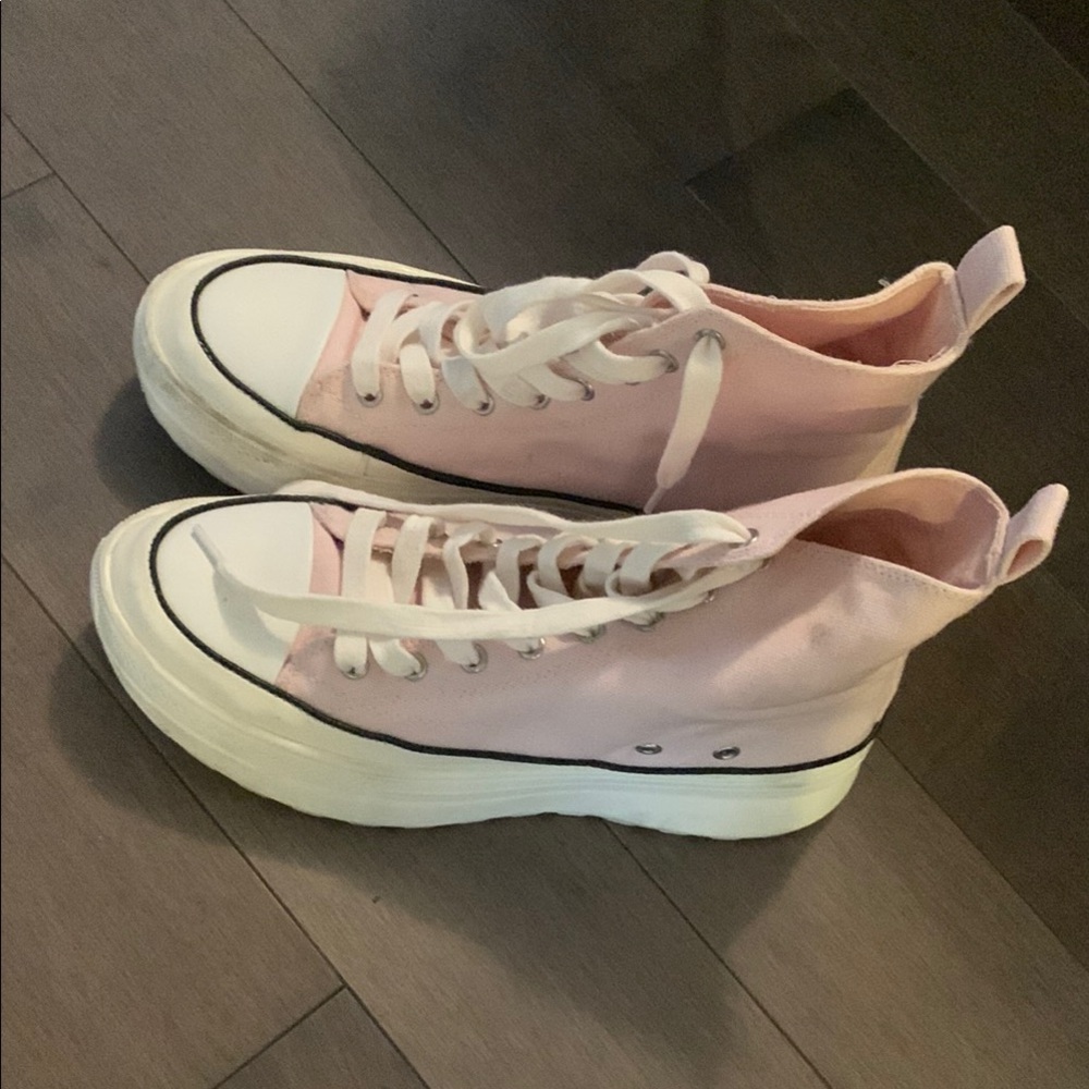 Madden Girl Pink and White Low-Top Sneakers